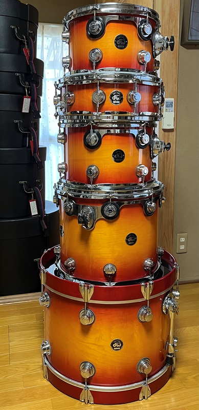 dw Collectors Series All Maple Shell / Drum Set / Sunburst Lacquer 12TTの画像